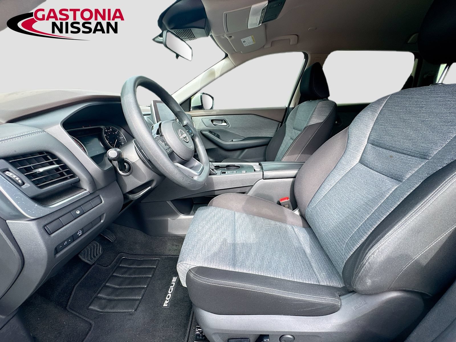 Used 2023 Nissan Rogue SV FWD image 26