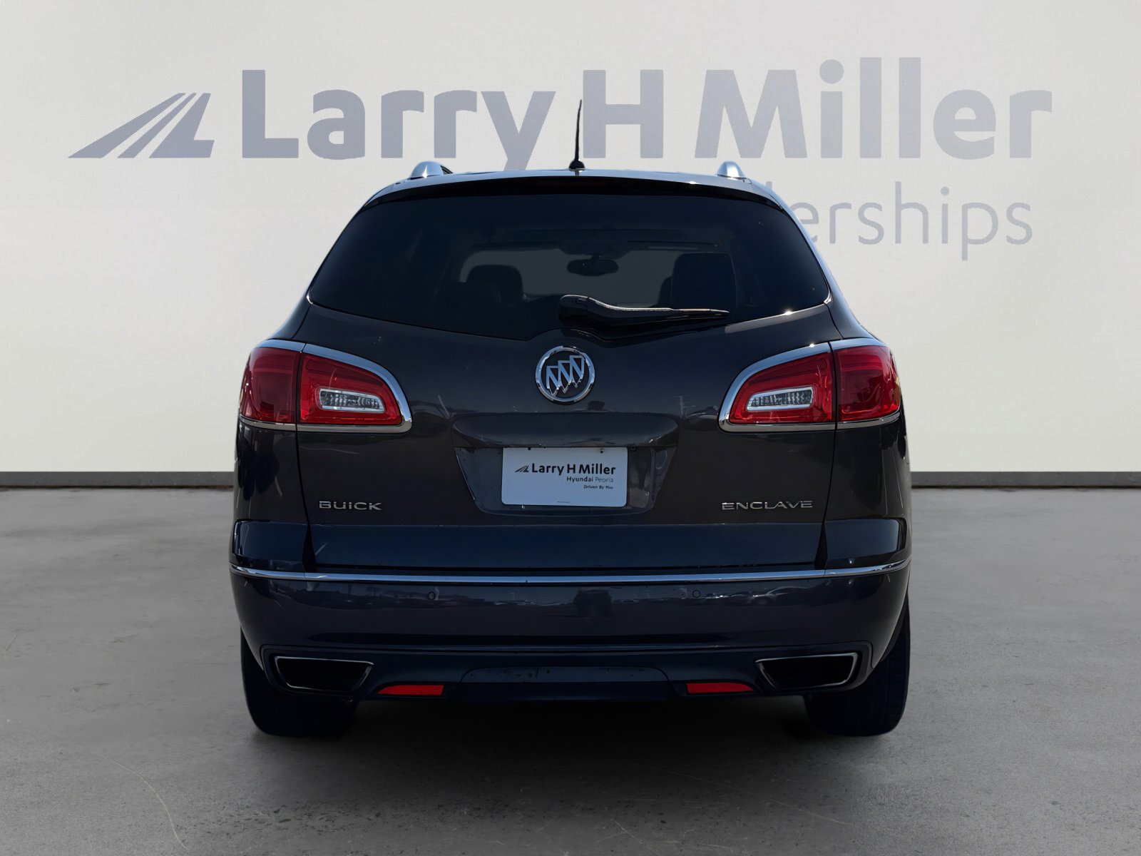 Used 2014 Buick Enclave Leather w/ LPO, Cargo Convenience Pkg FWD image 4
