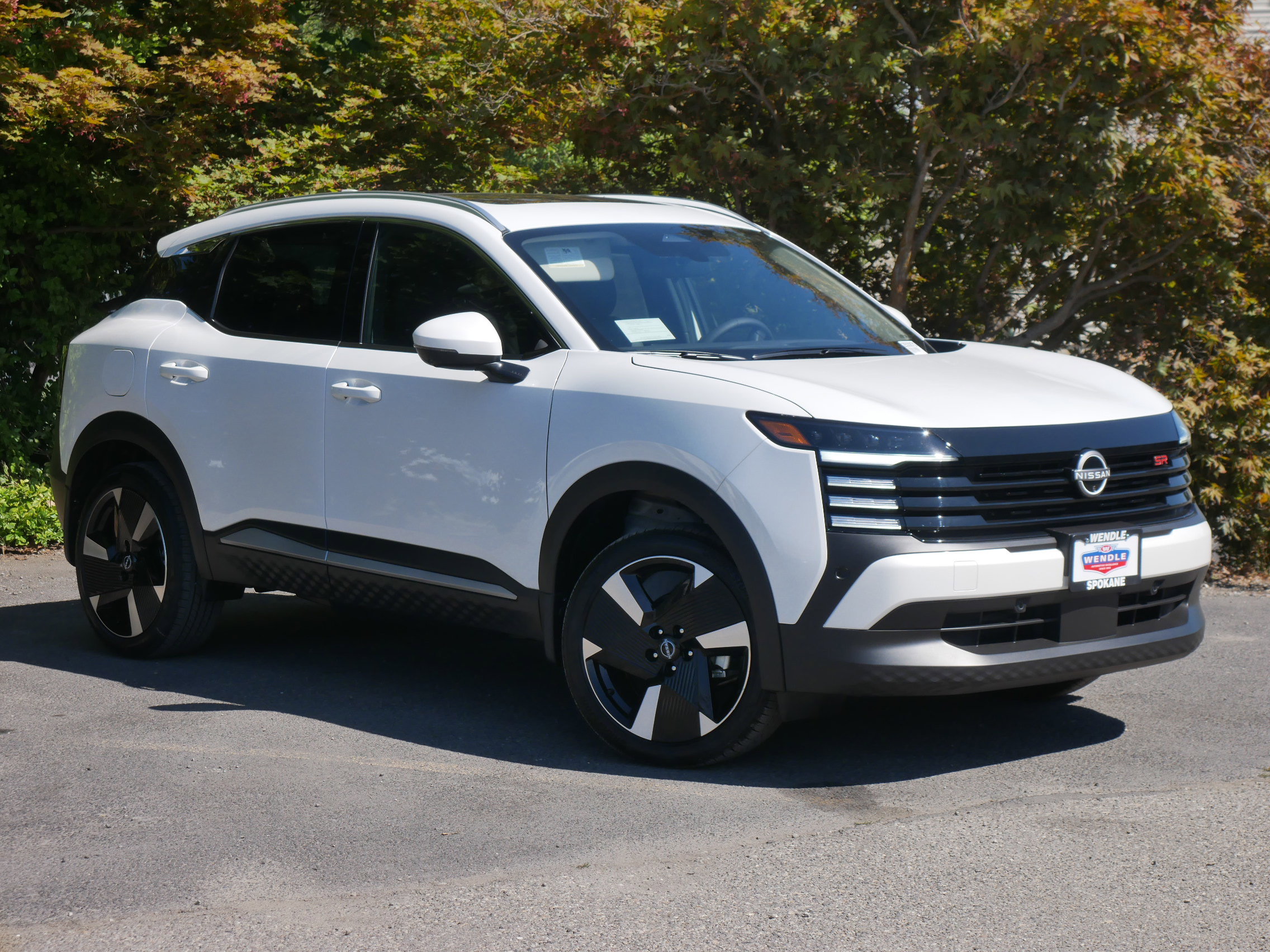 New 2025 Nissan Kicks SR w/ SR Premium Package image 30