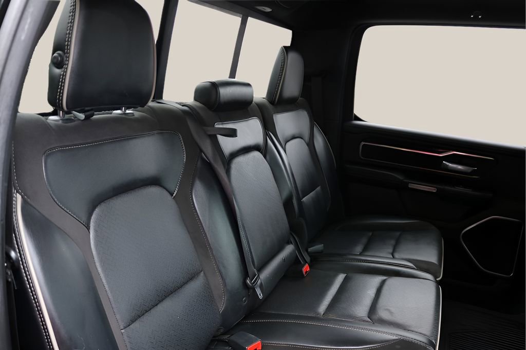 Used 2020 RAM 1500 Laramie w/ Sport Appearance Package AWD/4WD image 18