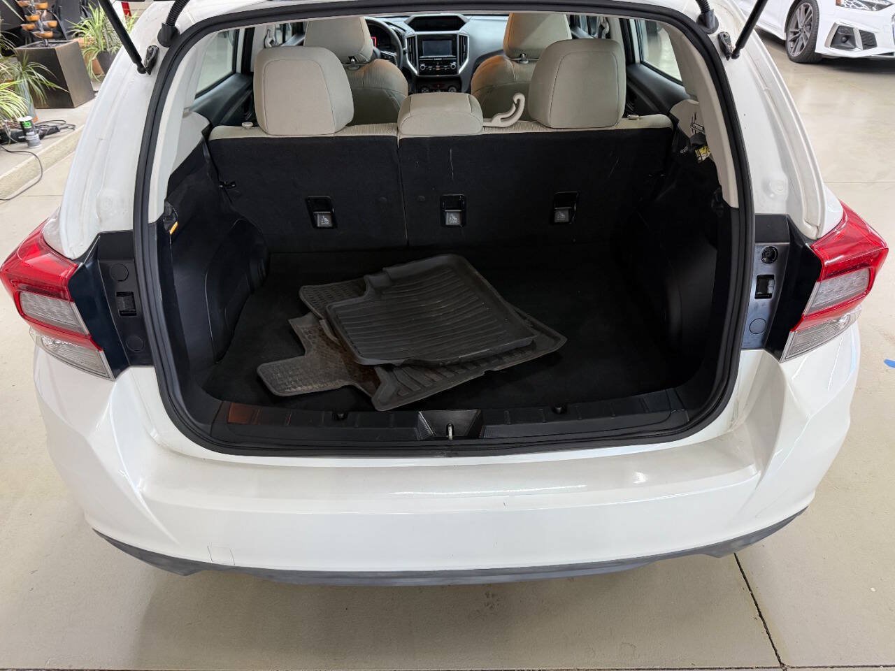 Used 2020 Subaru Impreza 2.0i AWD/4WD image 9