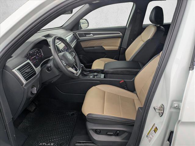 Used 2022 Volkswagen Atlas Cross Sport SE image 14
