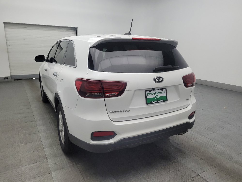 Used 2019 Kia Sorento FWD V6 image 5
