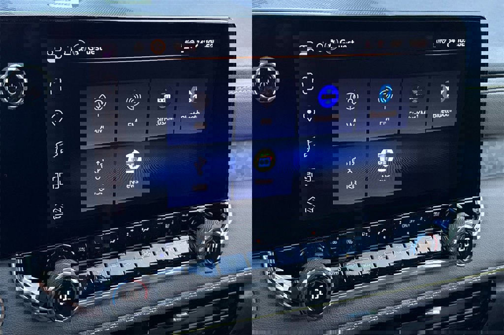 New 2026 Chevrolet Colorado ZR2 w/ ZR2 Bison Edition image 17