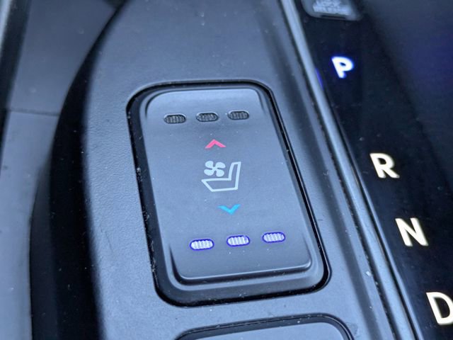 Used 2017 Hyundai Santa Fe Sport w/ Cargo Package image 24