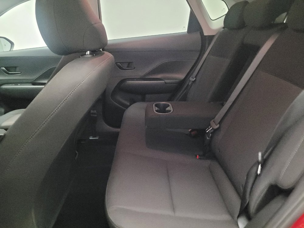 Used 2025 Hyundai Kona SEL FWD image 18