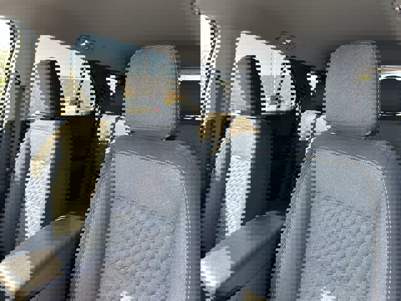 Used 2020 Chevrolet Equinox LT AWD/4WD image 23