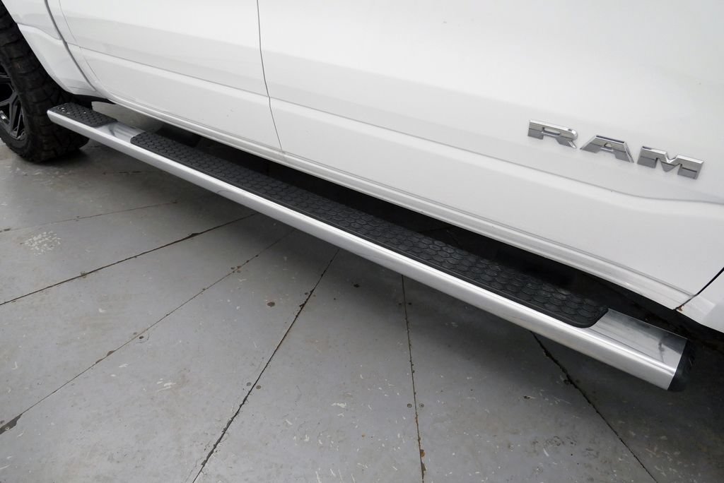 Used 2022 RAM 1500 Big Horn AWD/4WD image 37