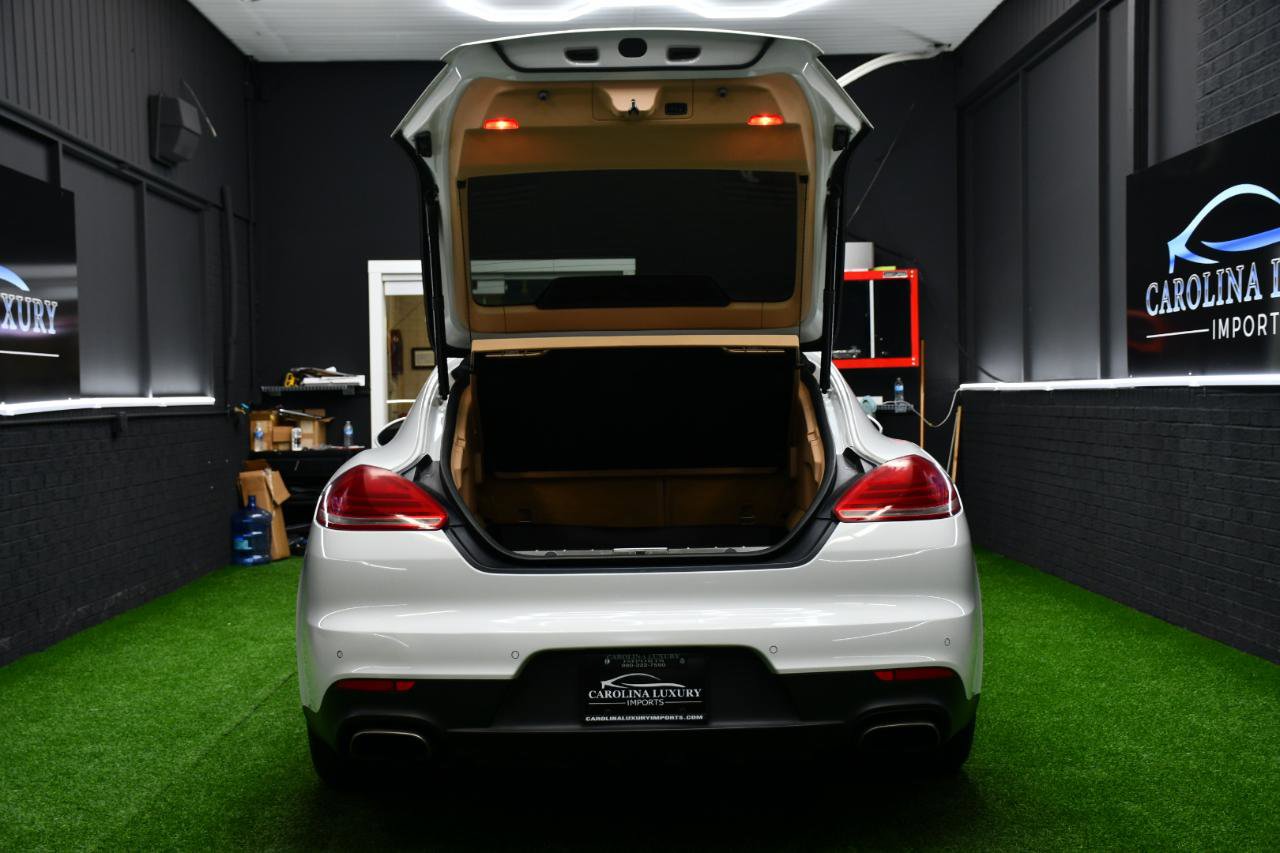 Used 2016 Porsche Panamera 4 AWD/4WD image 43