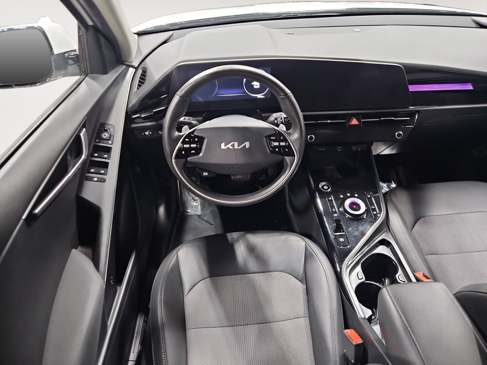 Used 2023 Kia Niro Wind w/ Wind Preserve Package FWD image 10