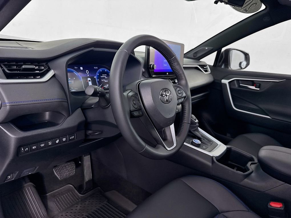 Used 2025 Toyota RAV4 XSE w/ Advanced Technology Package image 14