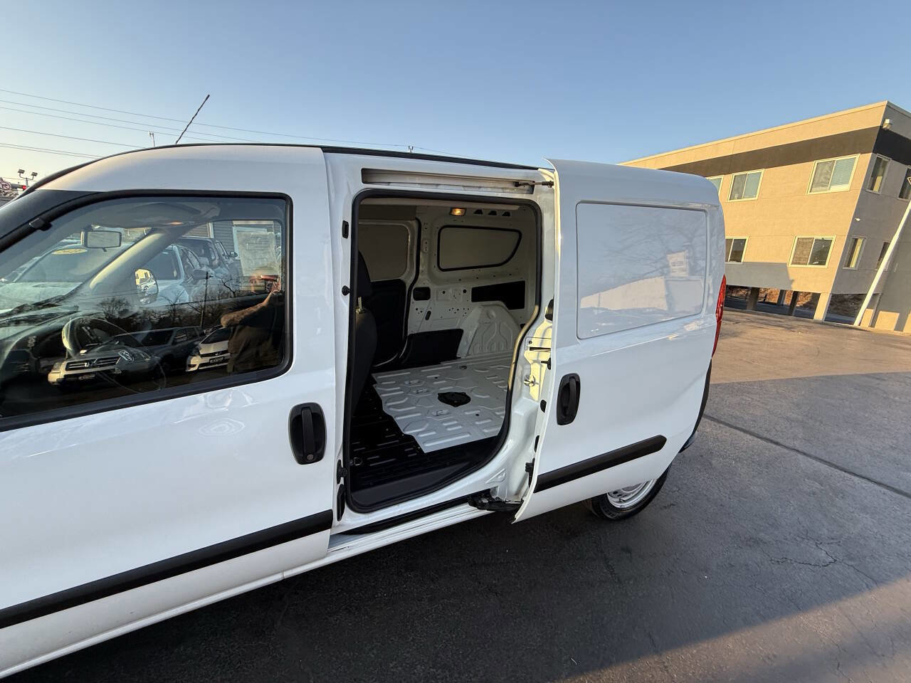 Used 2020 RAM ProMaster City Tradesman image 15