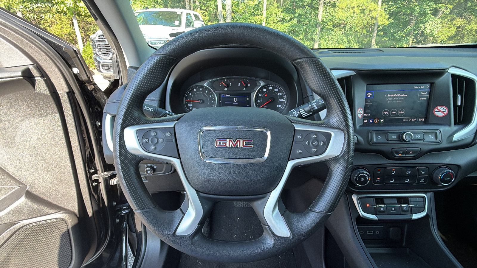 Used 2024 GMC Terrain SLE AWD/4WD image 25