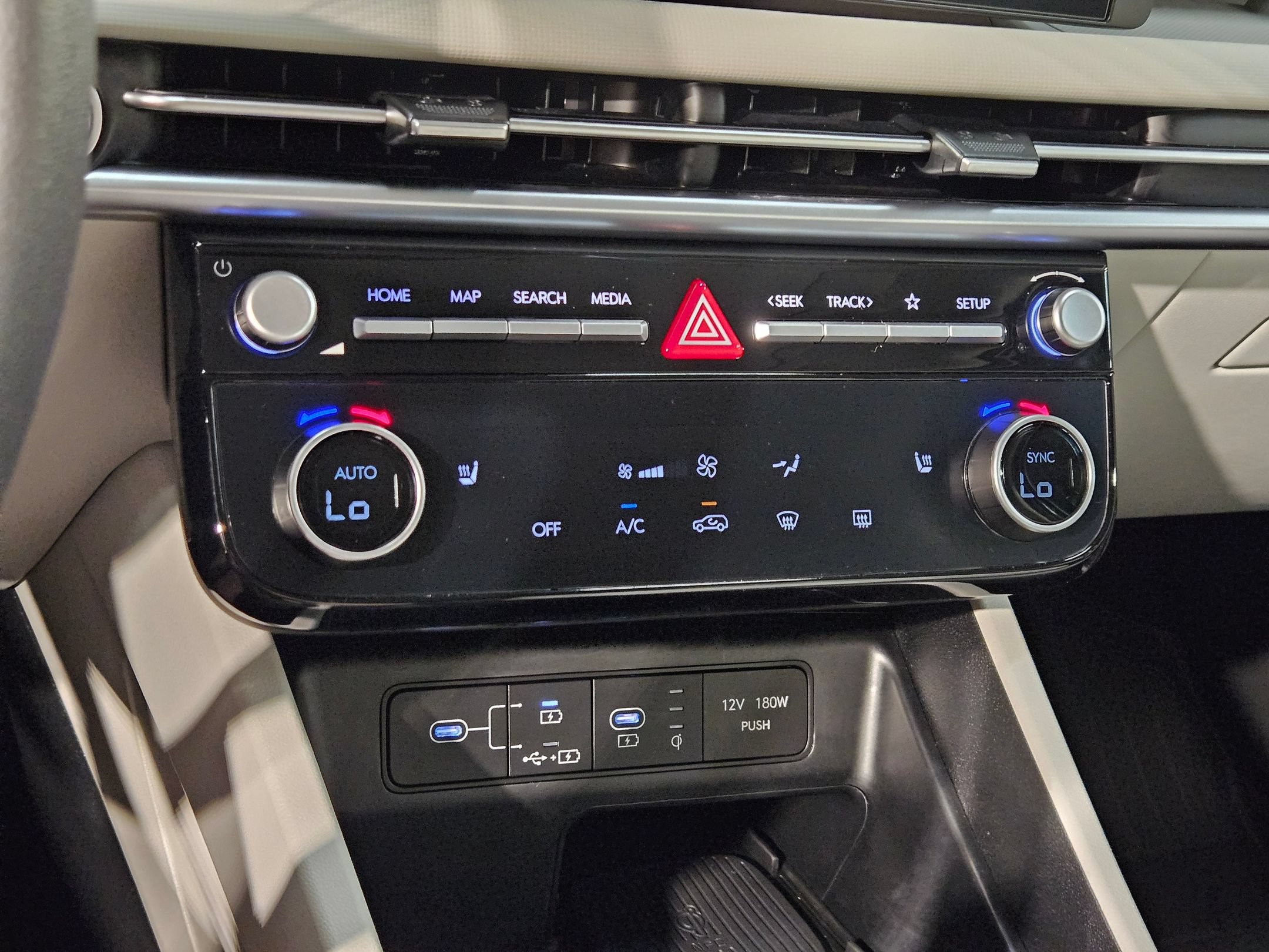 Used 2025 Hyundai Tucson SEL FWD image 31