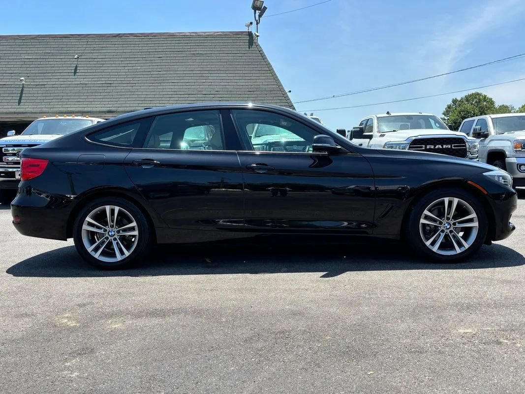 Used 2016 BMW 328i Gran Turismo xDrive AWD/4WD image 4