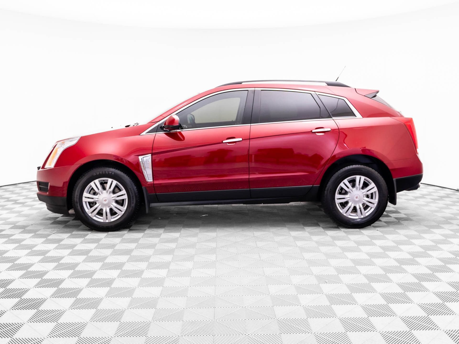 Used 2014 Cadillac SRX FWD image 2