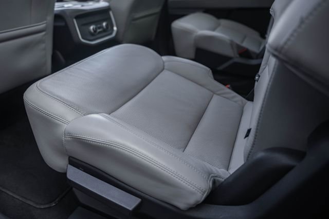 Used 2025 Ford Expedition Max Platinum w/ Driver's Package image 48