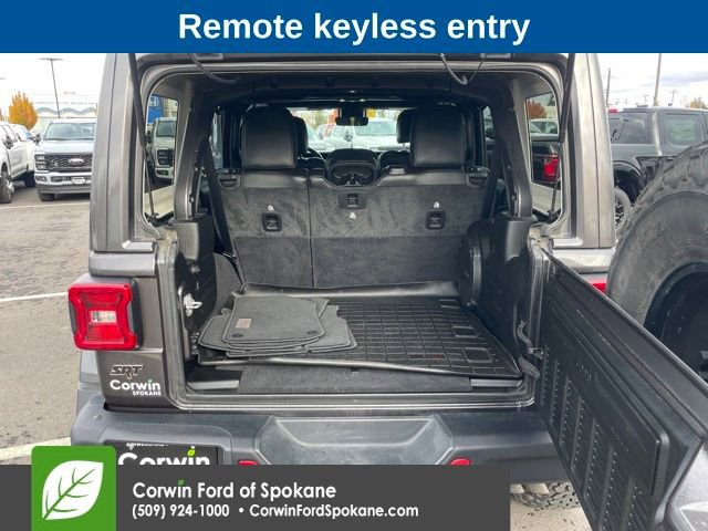 Used 2021 Jeep Wrangler Unlimited Rubicon w/ Trailer Tow Package image 21