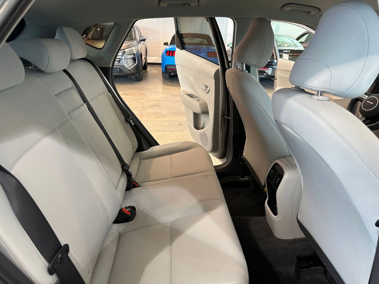 Used 2025 Hyundai Kona SEL image 37