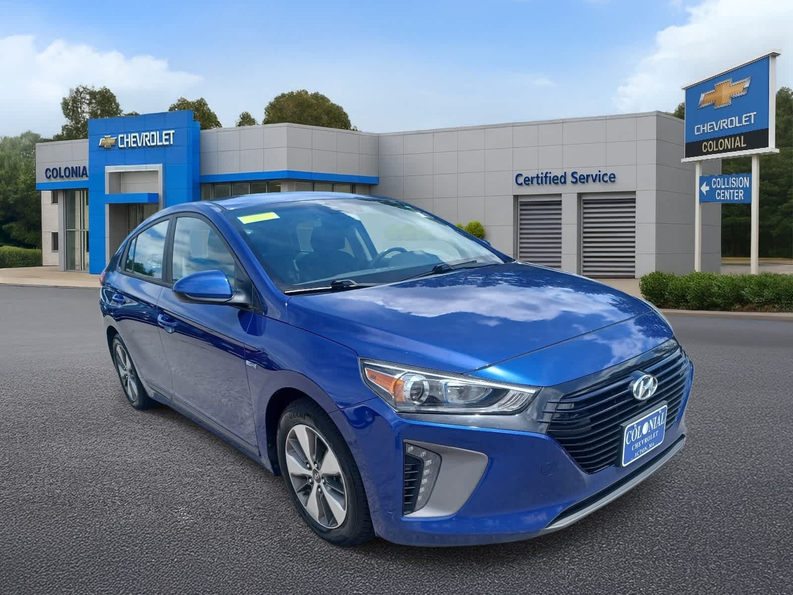 Used 2019 Hyundai Ioniq Plug-In Hybrid FWD image 2