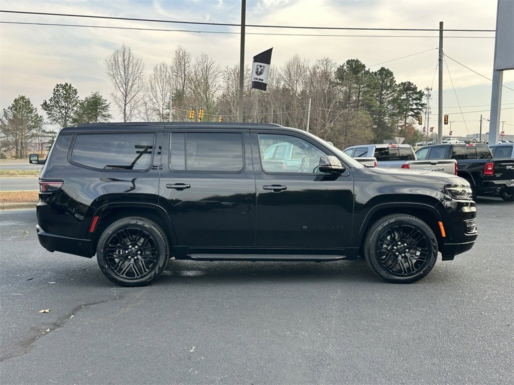 New 2025 Jeep Wagoneer Series II w/ Convenience Group I image 9