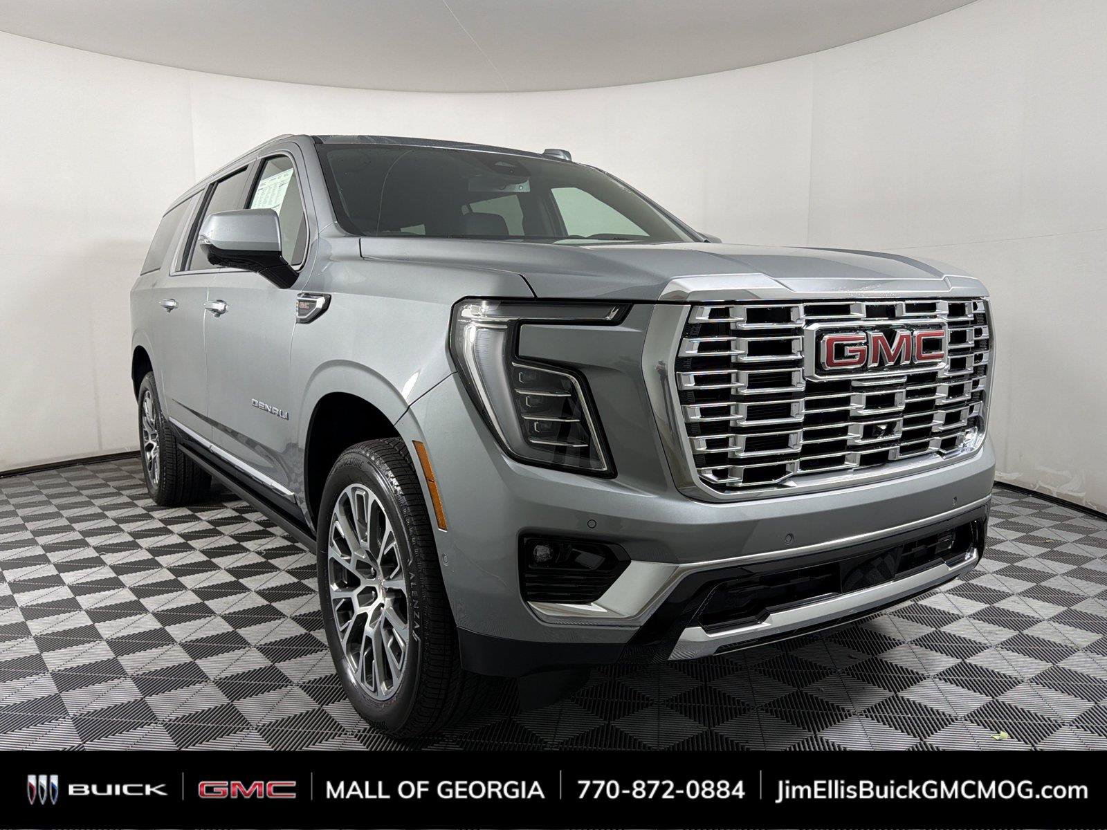 New 2026 GMC Yukon XL Denali w/ Sun & Power Step Package AWD/4WD image 1