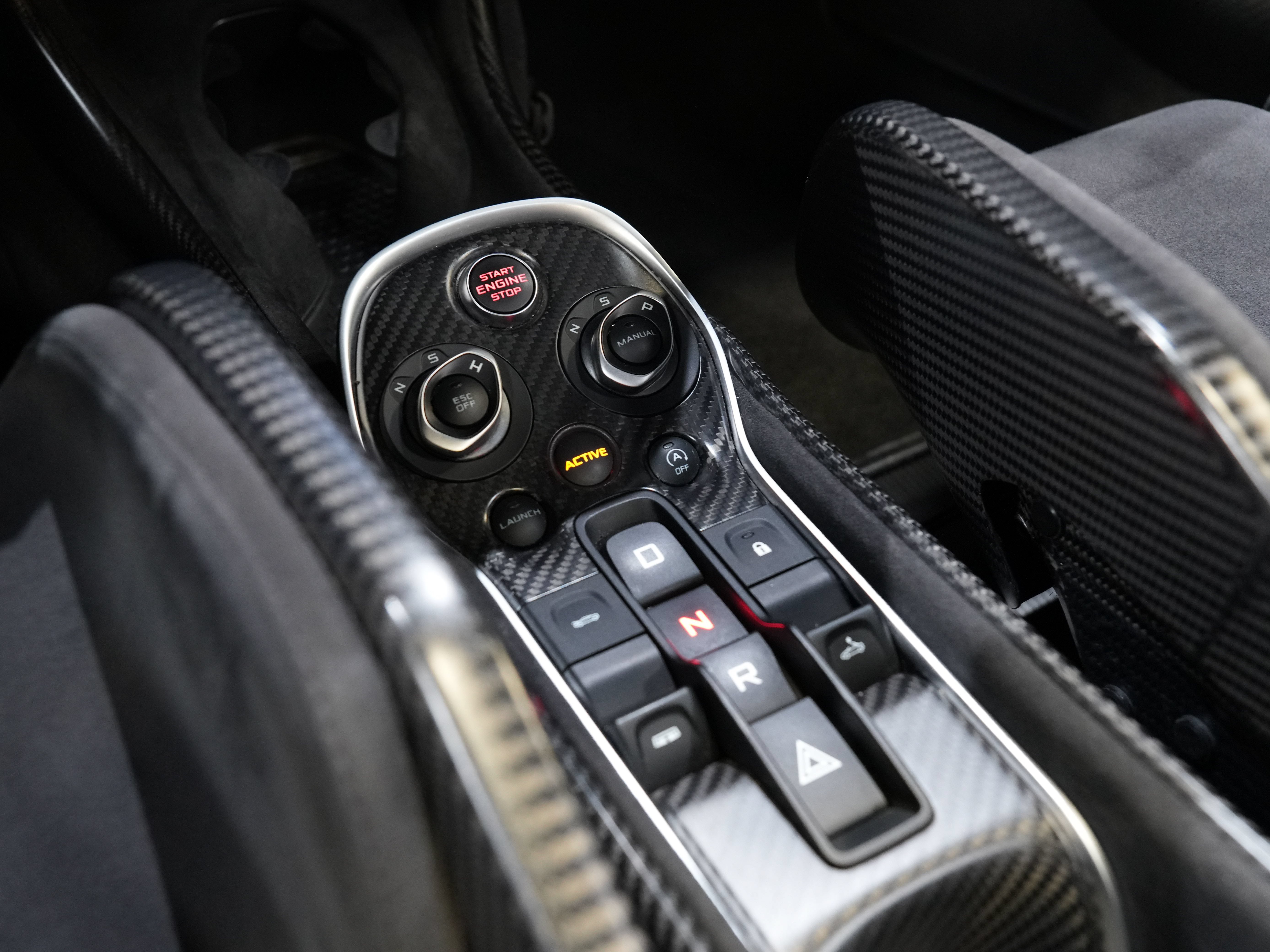 Used 2020 McLaren 600LT Spider RWD image 48