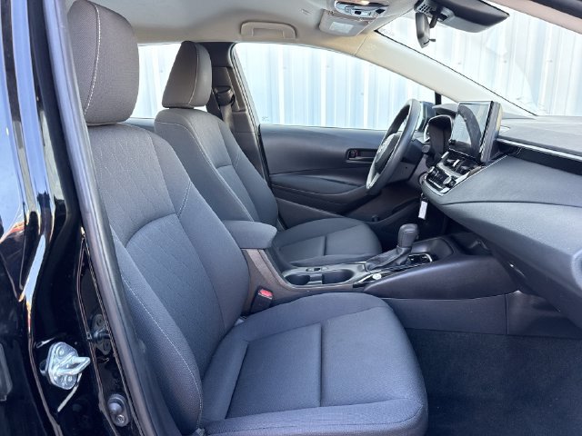 Used 2024 Toyota Corolla LE FWD image 28