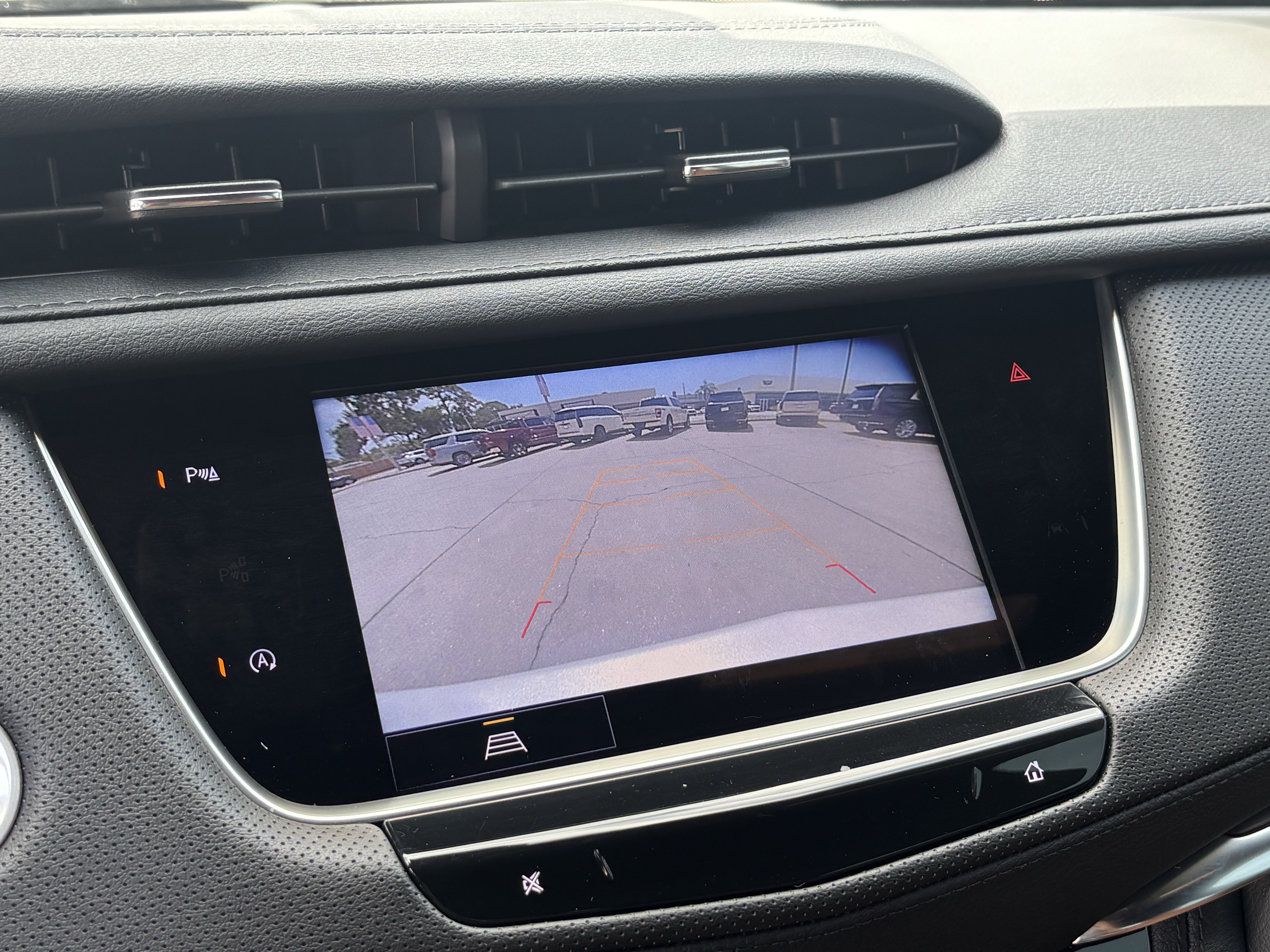 Certified 2024 Cadillac XT5 Premium Luxury w/ LPO, Floor Liner Package FWD image 29