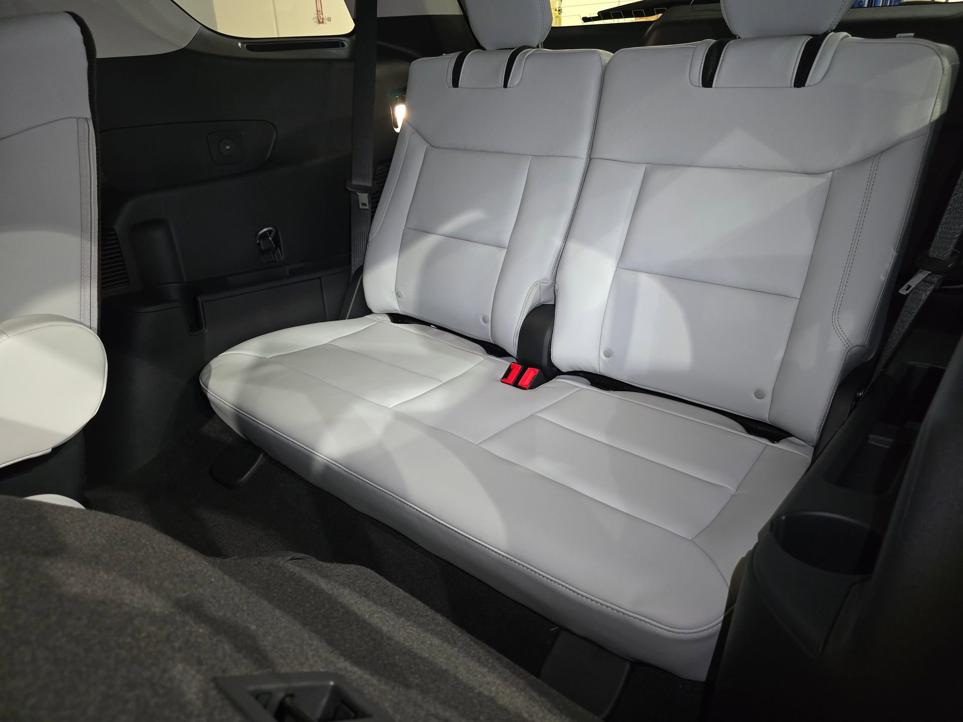 New 2026 Ford Explorer Platinum w/ LUX Leather Package image 43