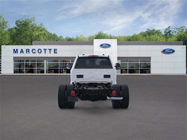 New 2026 Ford F550 4x4 Regular Cab Super Duty image 5