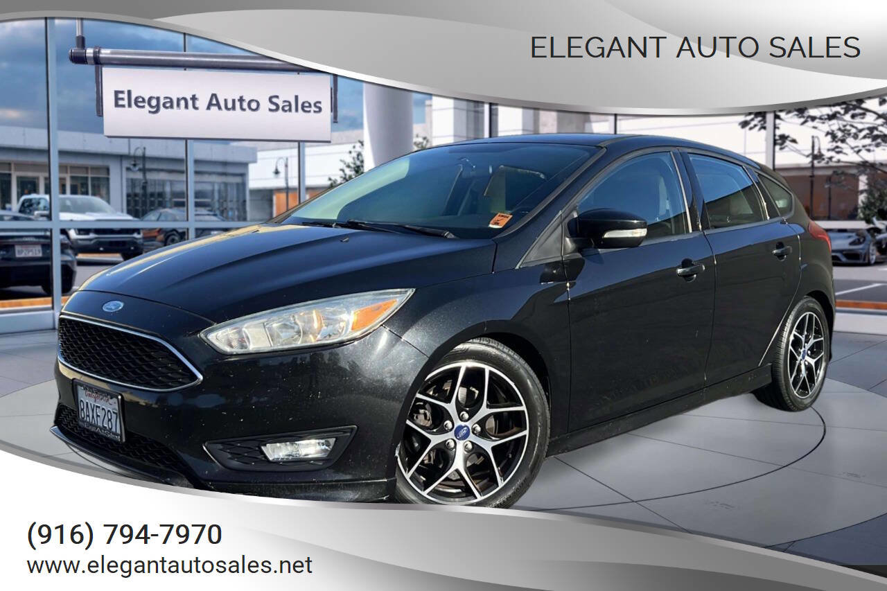 Used 2015 Ford Focus SE w/ SE Sport Package FWD image 1