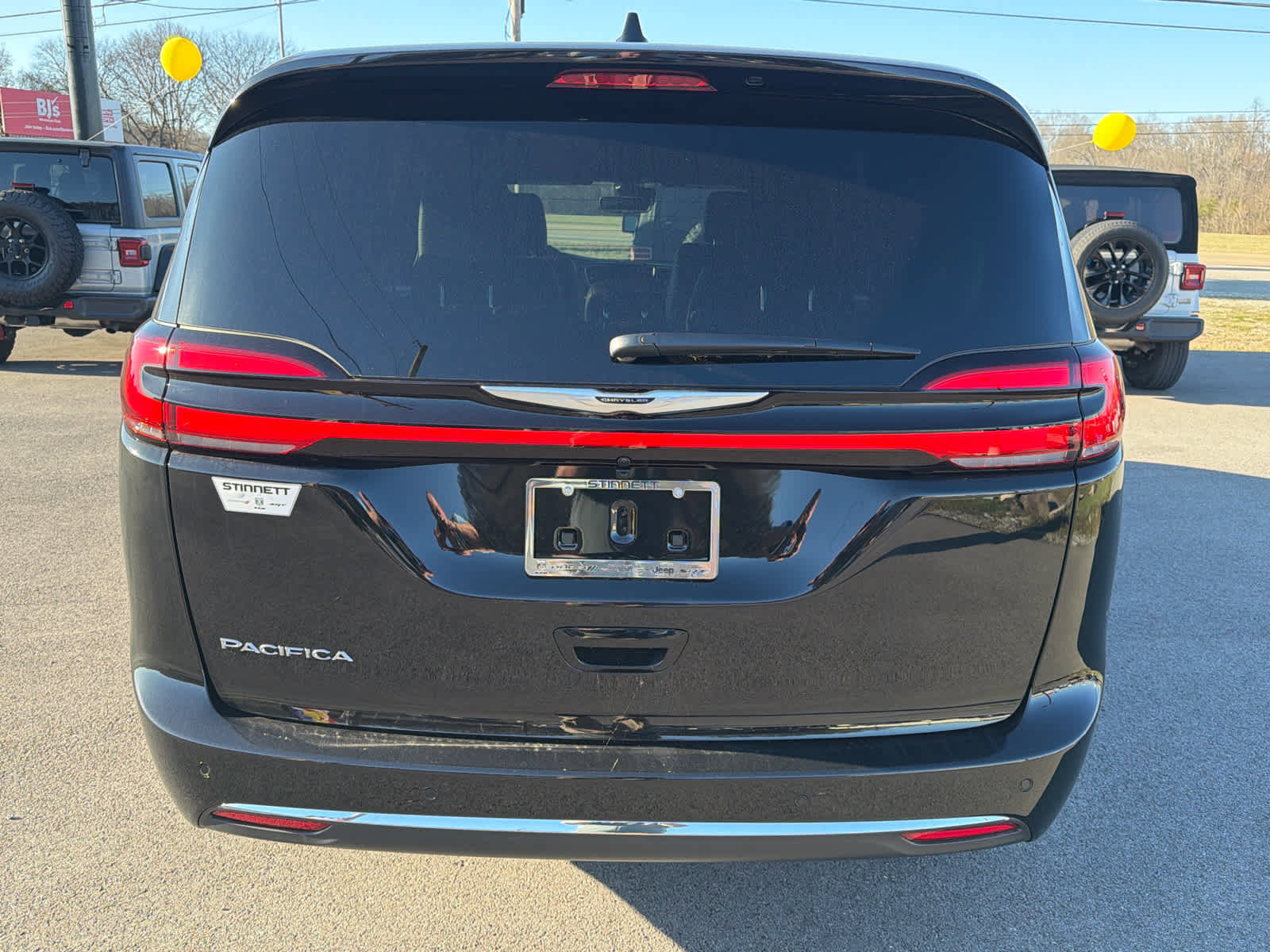 New 2026 Chrysler Pacifica Select image 6