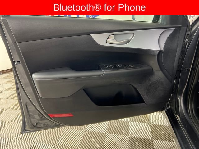 Used 2024 Kia Forte LXS image 11