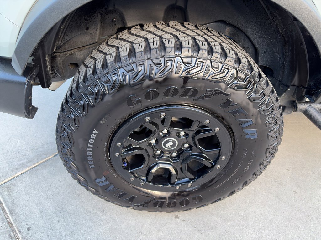 Used 2023 Ford Bronco Wildtrak image 17