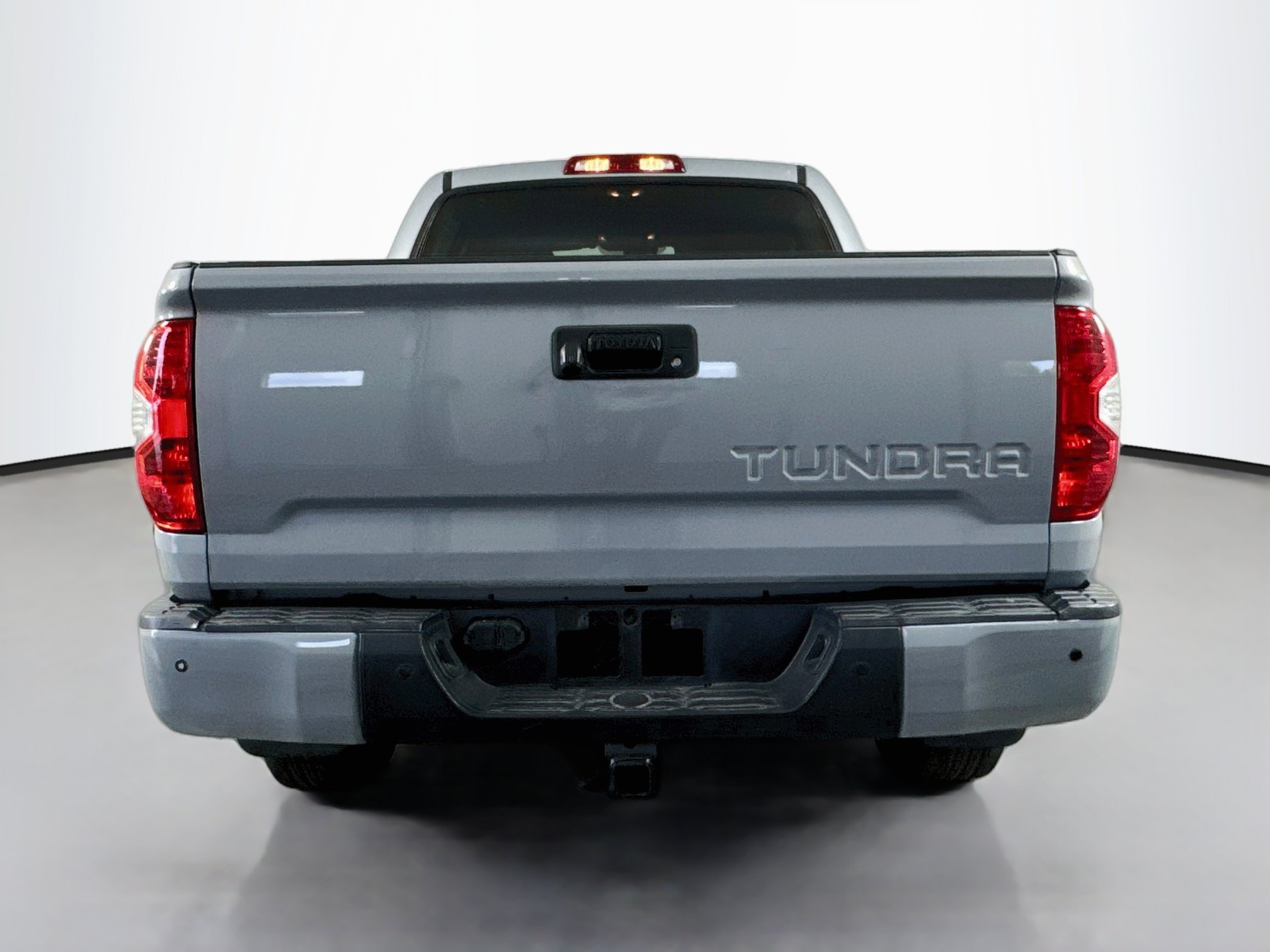 Certified 2019 Toyota Tundra SR5 w/ TRD Off Road Package AWD/4WD image 6