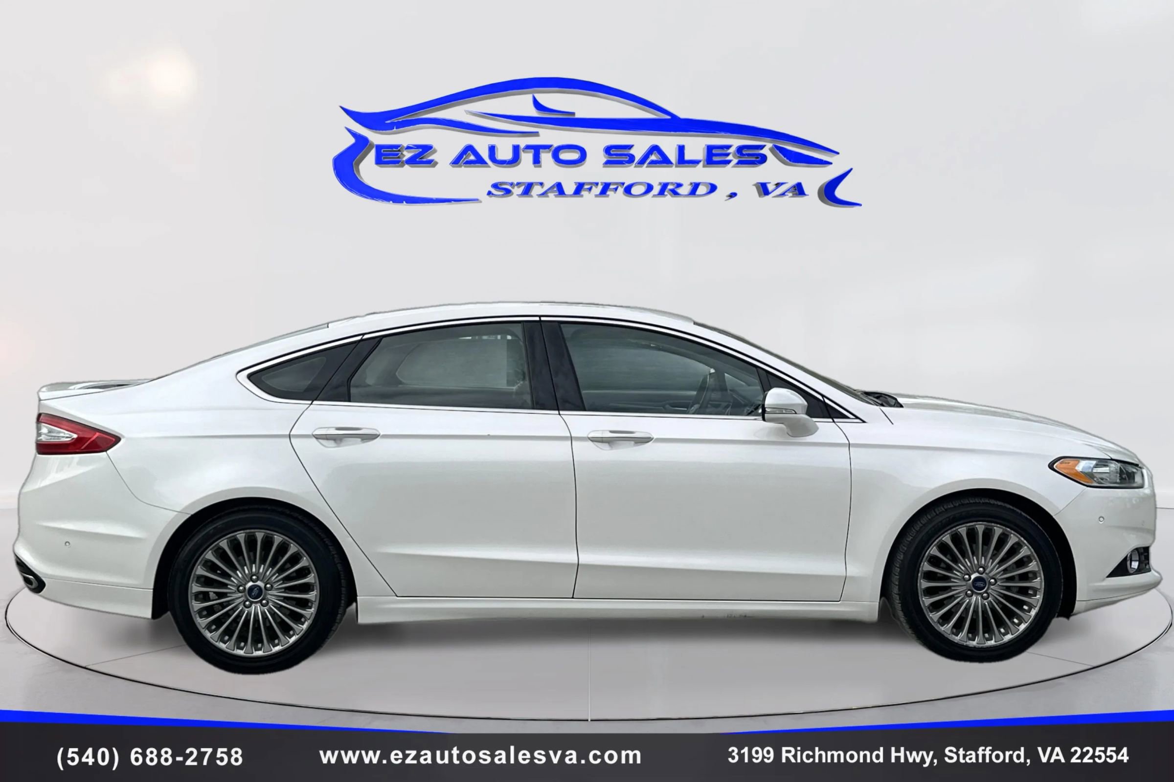 Used 2015 Ford Fusion Titanium FWD image 4