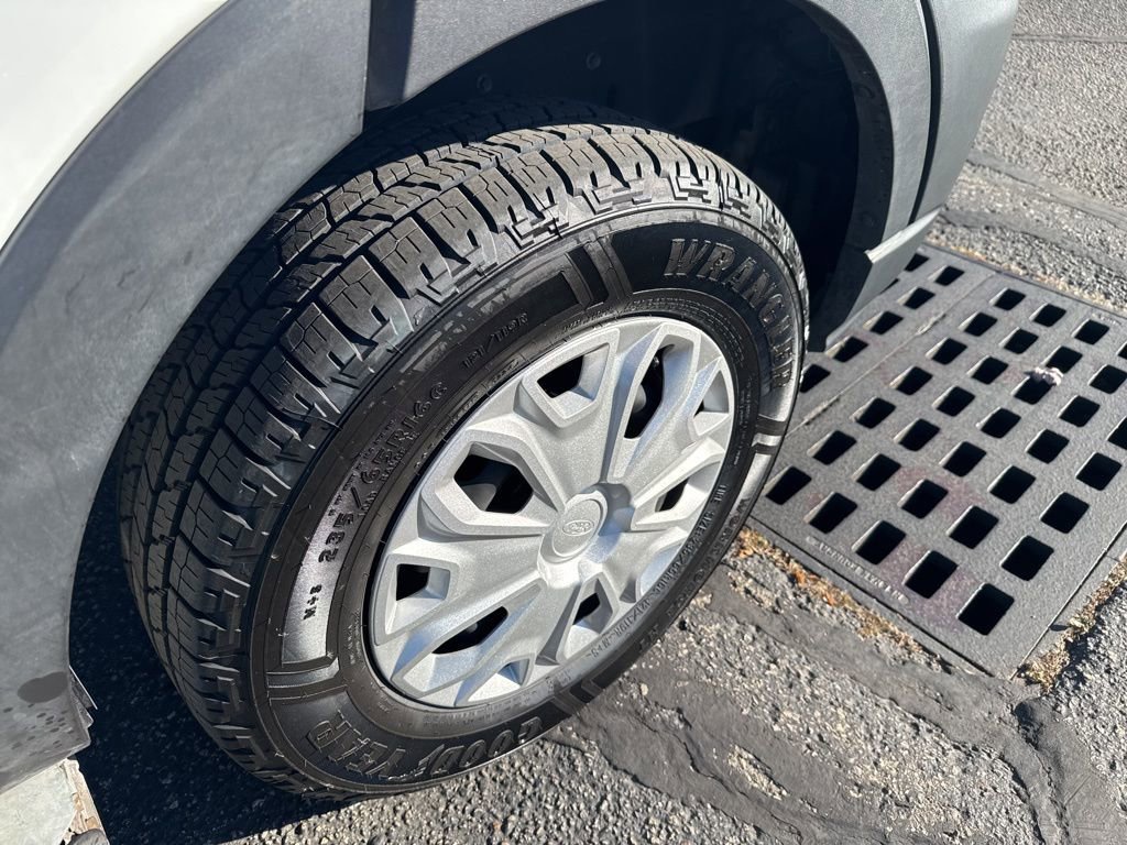 Used 2024 Ford Transit 250 Low Roof w/ Exterior Upgrade Package image 13