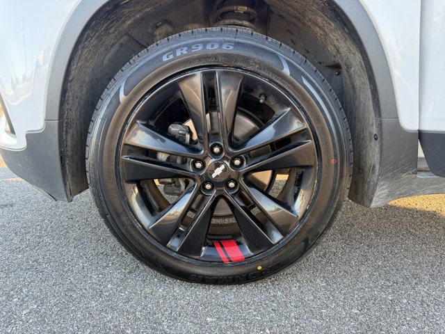 Used 2020 Chevrolet Trax LT w/ Redline Edition image 24