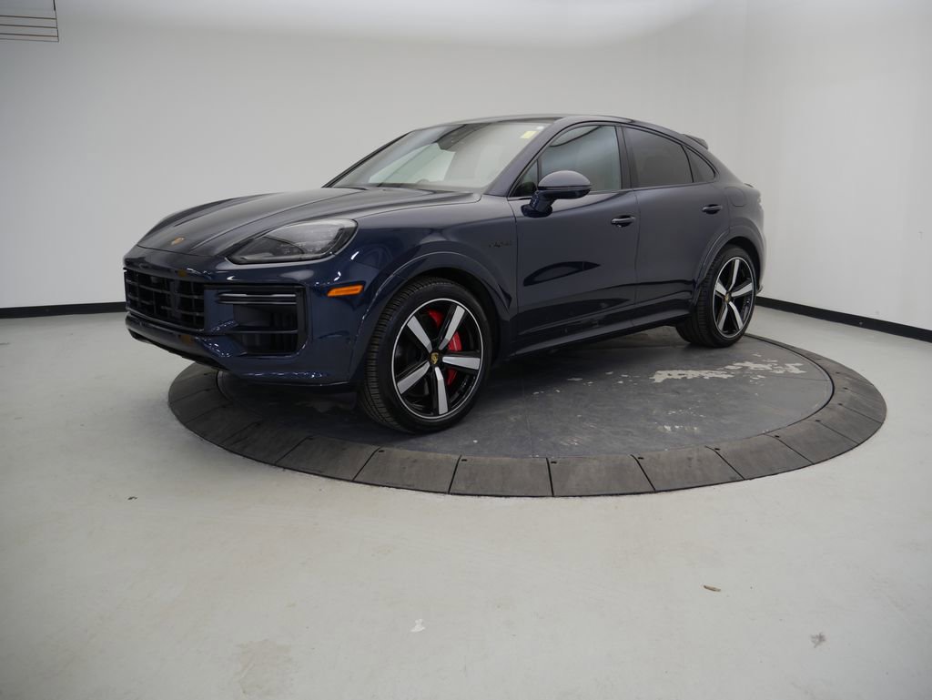 Certified 2024 Porsche Cayenne Turbo image 1