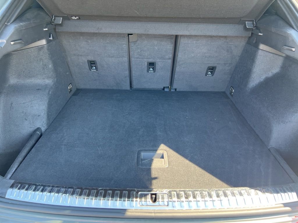 Used 2024 Audi Q3 2.0T Premium image 28