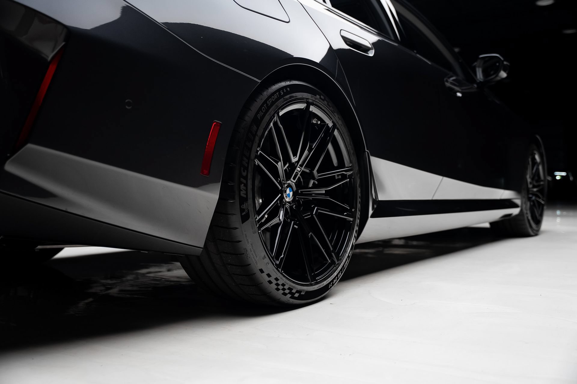 Used 2027 BMW M5 Touring AWD/4WD image 80