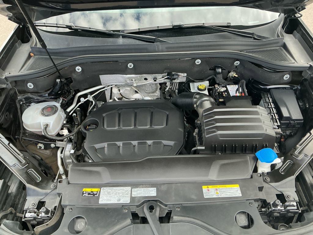 Used 2024 Volkswagen Atlas SE image 25