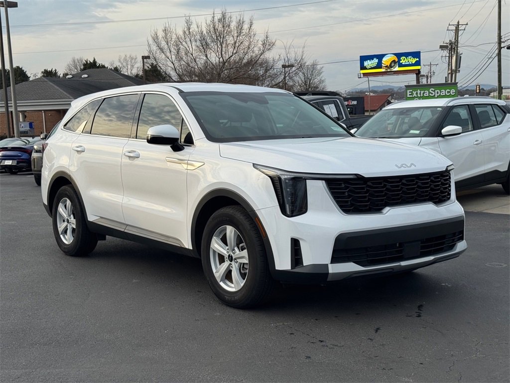 Certified 2025 Kia Sorento LX