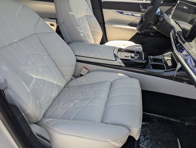New 2026 BMW i7 eDrive50 w/ Executive Package RWD image 12