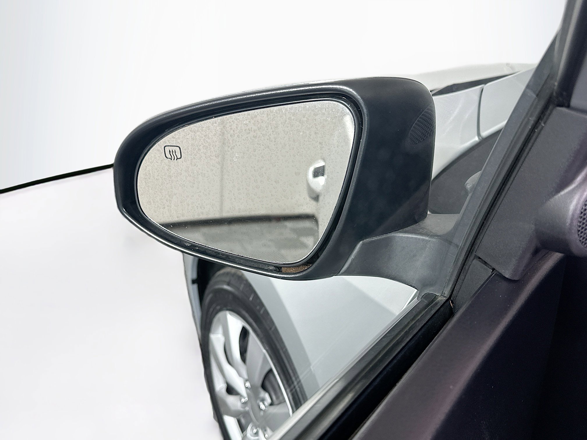Used 2019 Toyota Corolla LE FWD image 16