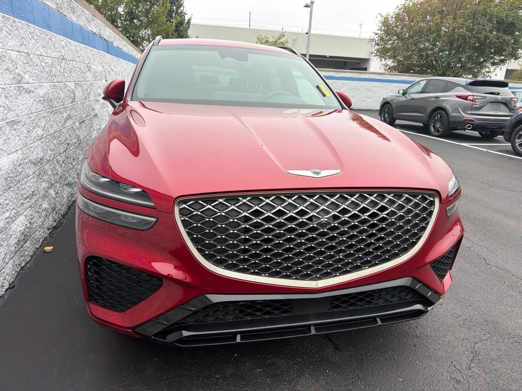 Used 2022 Genesis GV70 3.5T Sport w/ Sport Prestige Package AWD/4WD image 5