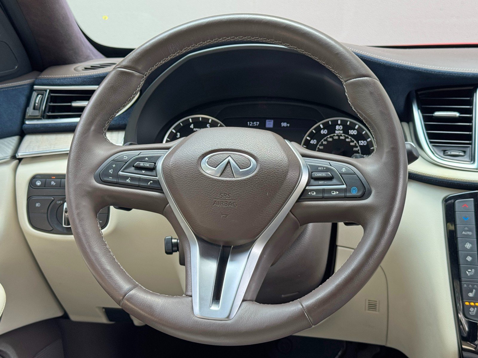 Used 2021 INFINITI QX50 Autograph w/ Premium White Leather Package FWD image 21