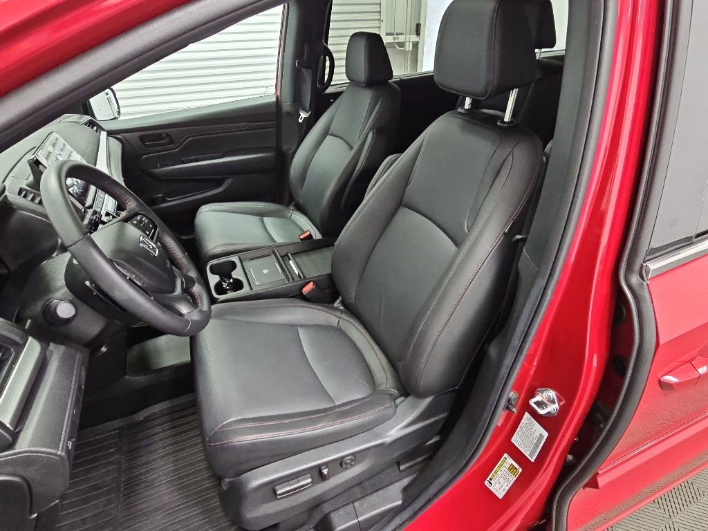 Used 2025 Honda Odyssey Sport-L image 28