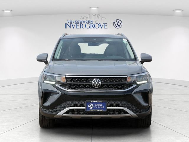 Certified 2023 Volkswagen Taos SE w/ Panoramic Sunroof Package AWD/4WD image 2